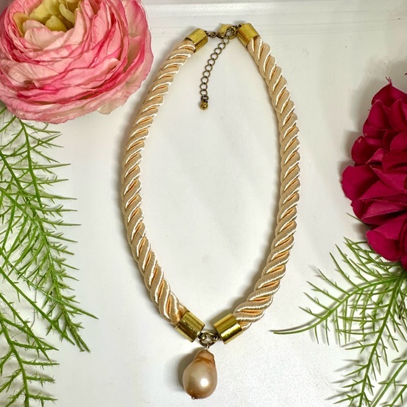 Vintage Jewelry - VINTAGE⚜️Satin Rope Choker Necklace With Real Baroque Pearl